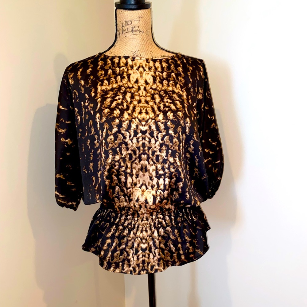 Vince Camuto dolman top, size small